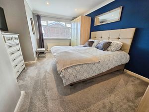 Photo 16- click for photo gallery